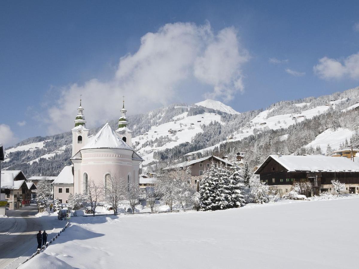 Luxurious Holiday Home With Terrace In Tyrol Brixen im Thale Exteriér fotografie
